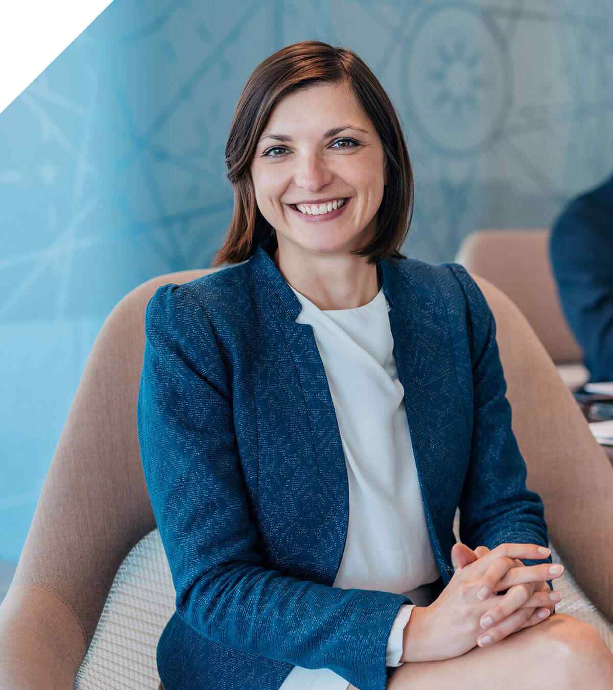 https://diligencydigital.com/wp-content/uploads/2020/04/img-people-02.jpg